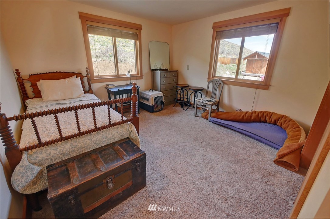 28 Glory Road Twisp, WA 98856 - Photo 15 of 25 Gallery Image 15