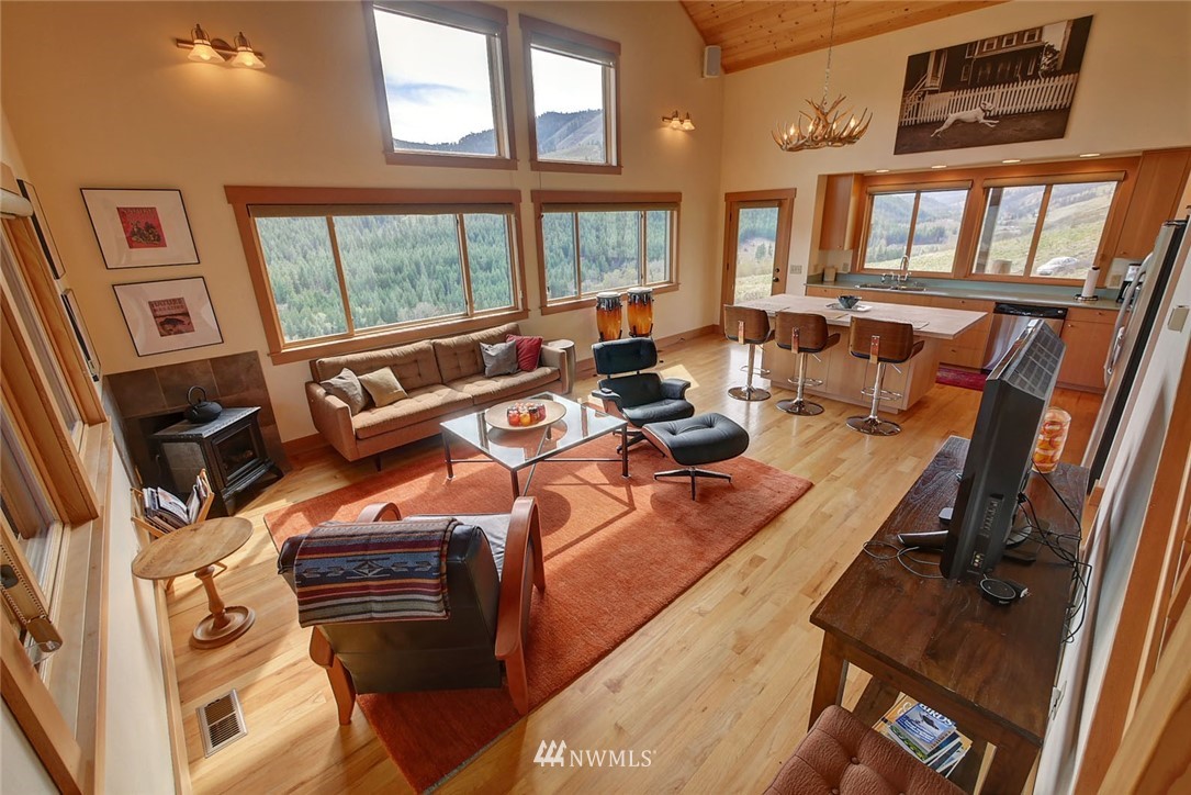 28 Glory Road Twisp, WA 98856 - Photo 4 of 25 Gallery Image 4