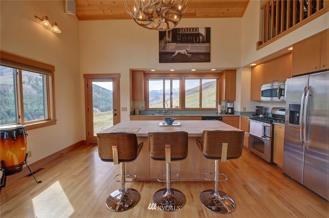 28 Glory Road Twisp, WA 98856 - Photo 10 of 25 Gallery Image 10