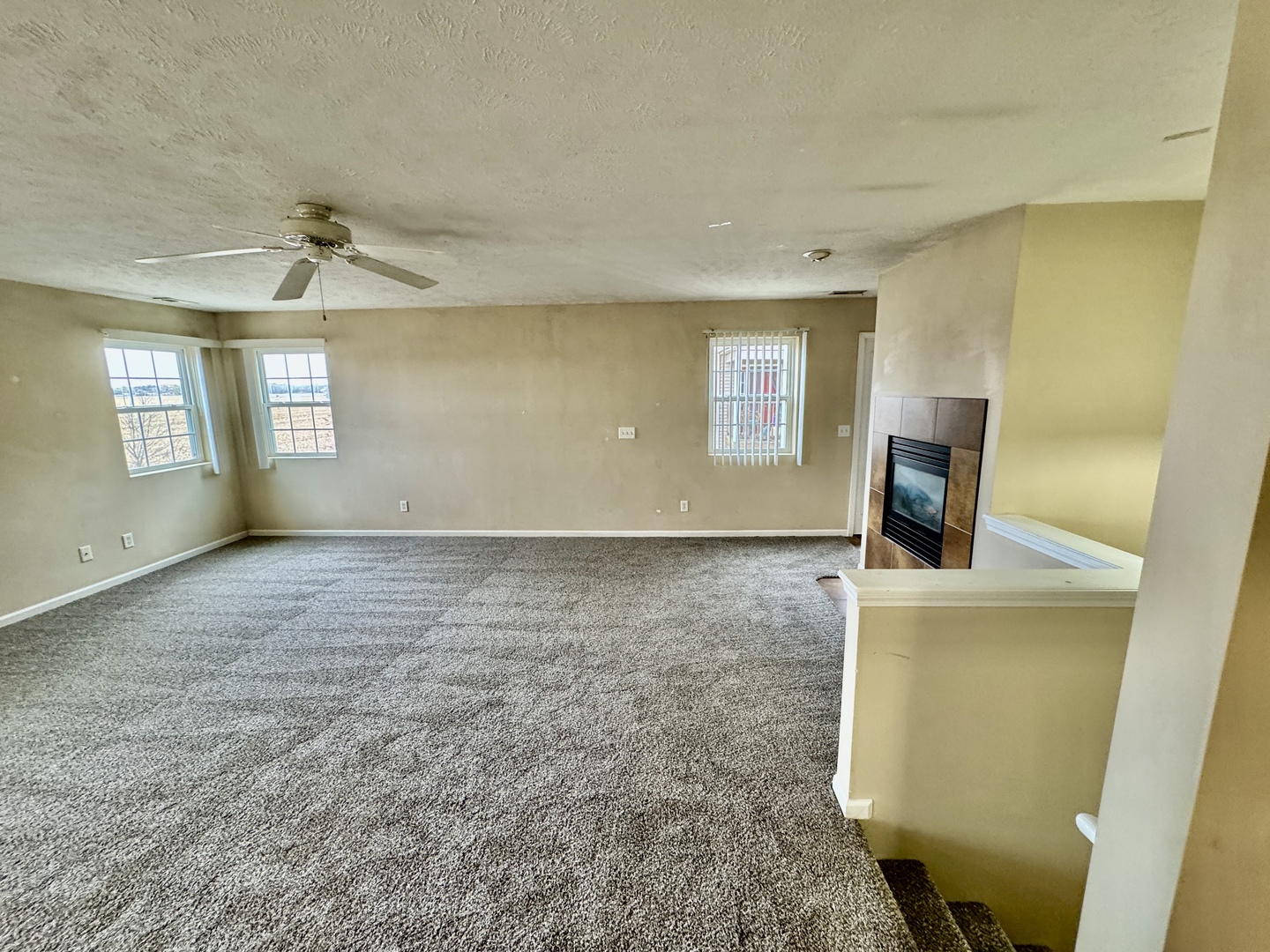 651 Stonegate Drive, Unit 651 Sycamore, IL 60178 - Photo 2 of 10