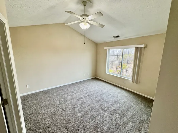 $1,700 | 651 Stonegate Drive, Unit 651, Sycamore, IL 60178