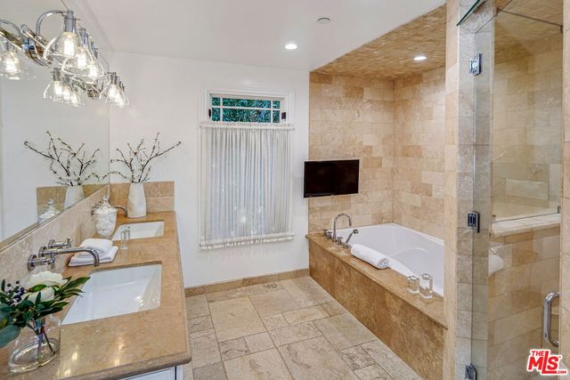 $5,277,600 | 848 25th Street, Santa Monica, CA 90403