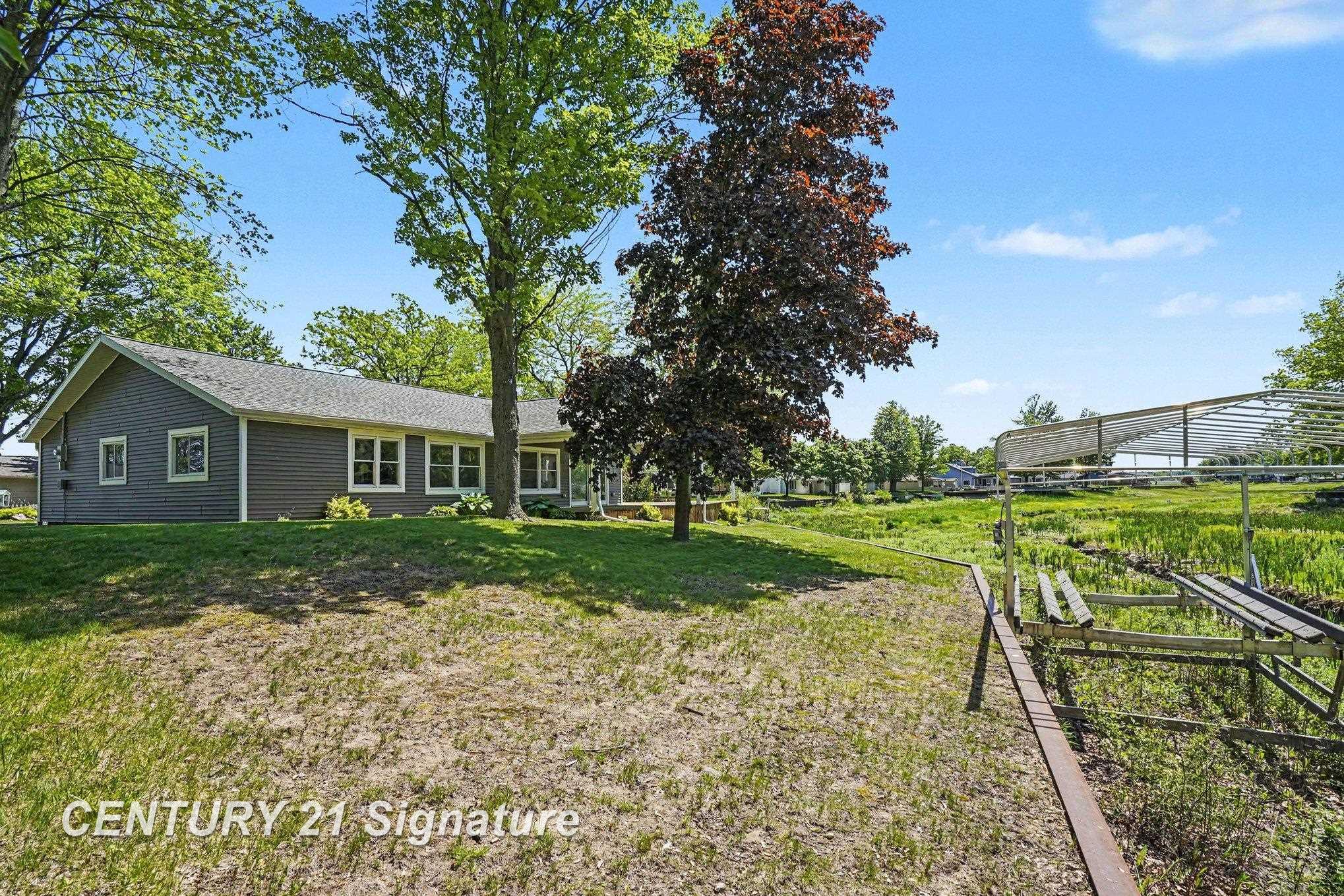 5458 Oakridge Road Beaverton, MI 48612 - Photo 24 of 25 50209482-4157f921-1f95-4f16-9e88-e1a21f85b276.JPG