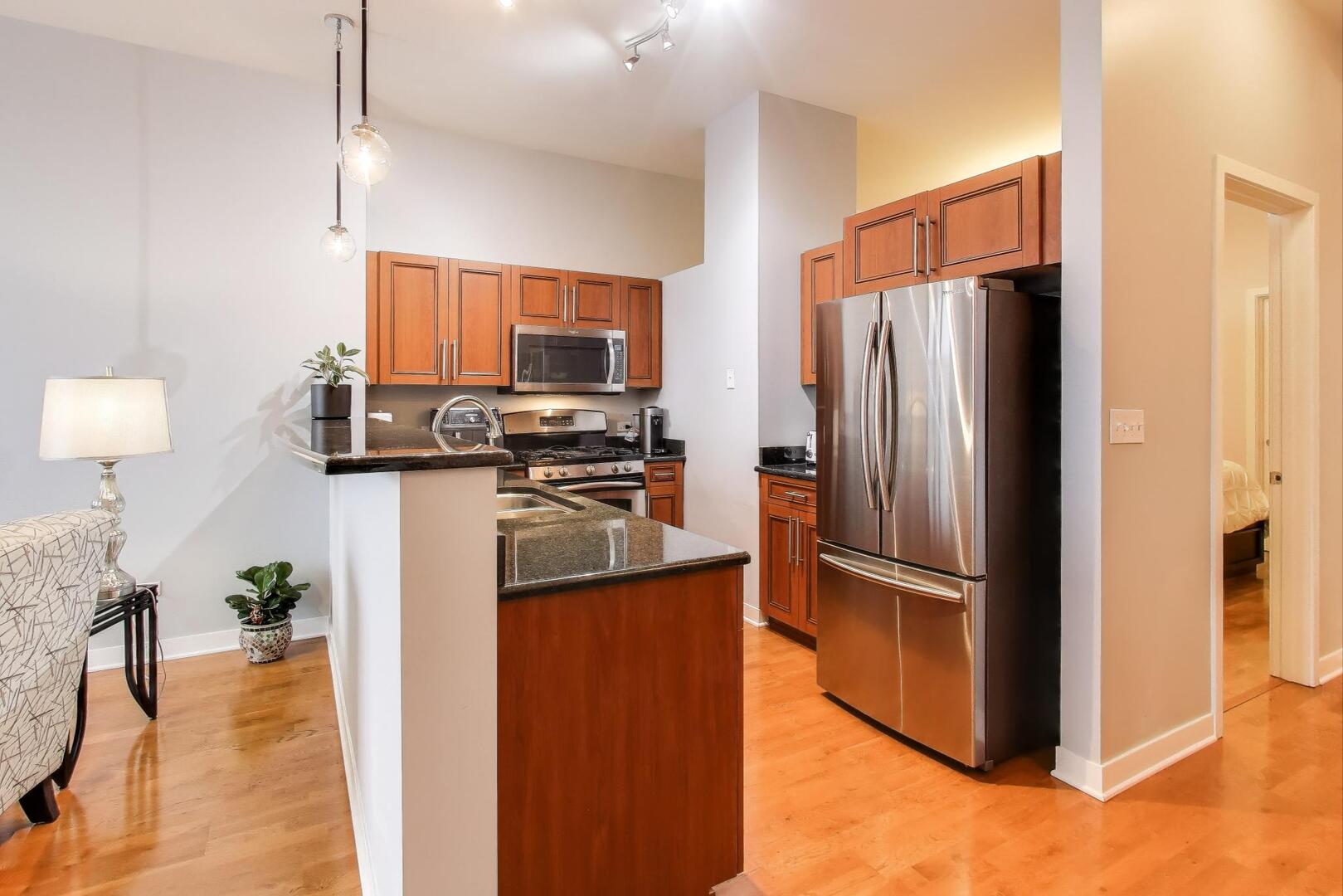3140 North Sheffield Avenue, Unit 504 Chicago, IL 60657 - Photo 6 of 18