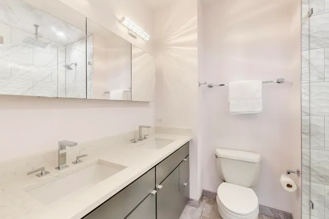 $625,000 | 3140 North Sheffield Avenue, Unit 504, Chicago, IL 60657