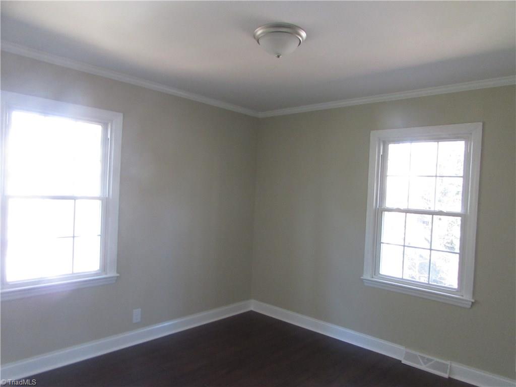 305 Cliff Road Asheboro, NC 27203 - Photo 17 of 19 Gallery Image 17