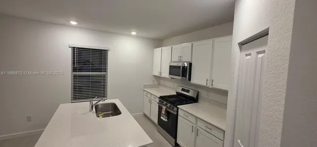 $3,100 | 6315 Windwood Way, Port St. Lucie, FL 34987