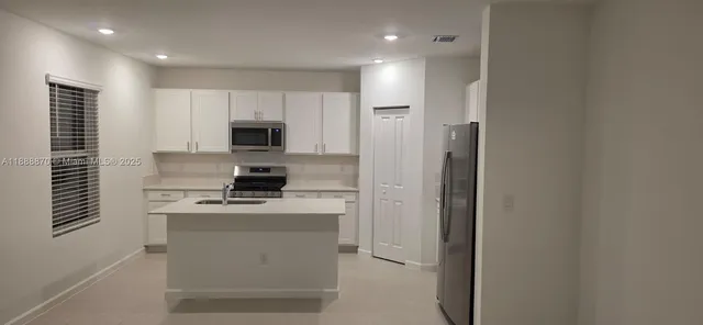 $3,100 | 6315 Windwood Way, Port St. Lucie, FL 34987