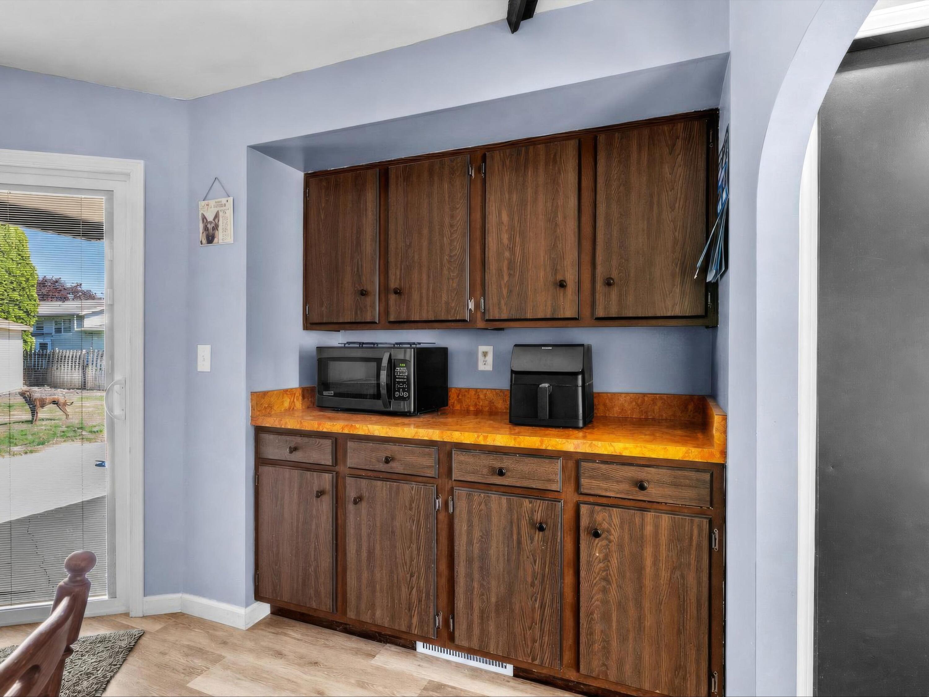 3919 Martin Lane Two Rivers, WI 54241 - Photo 11 of 31 15-015_3114778_01047