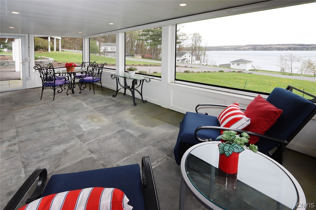 2125 Terrace Lane South Skaneateles, NY 13152 - Photo 8 of 50