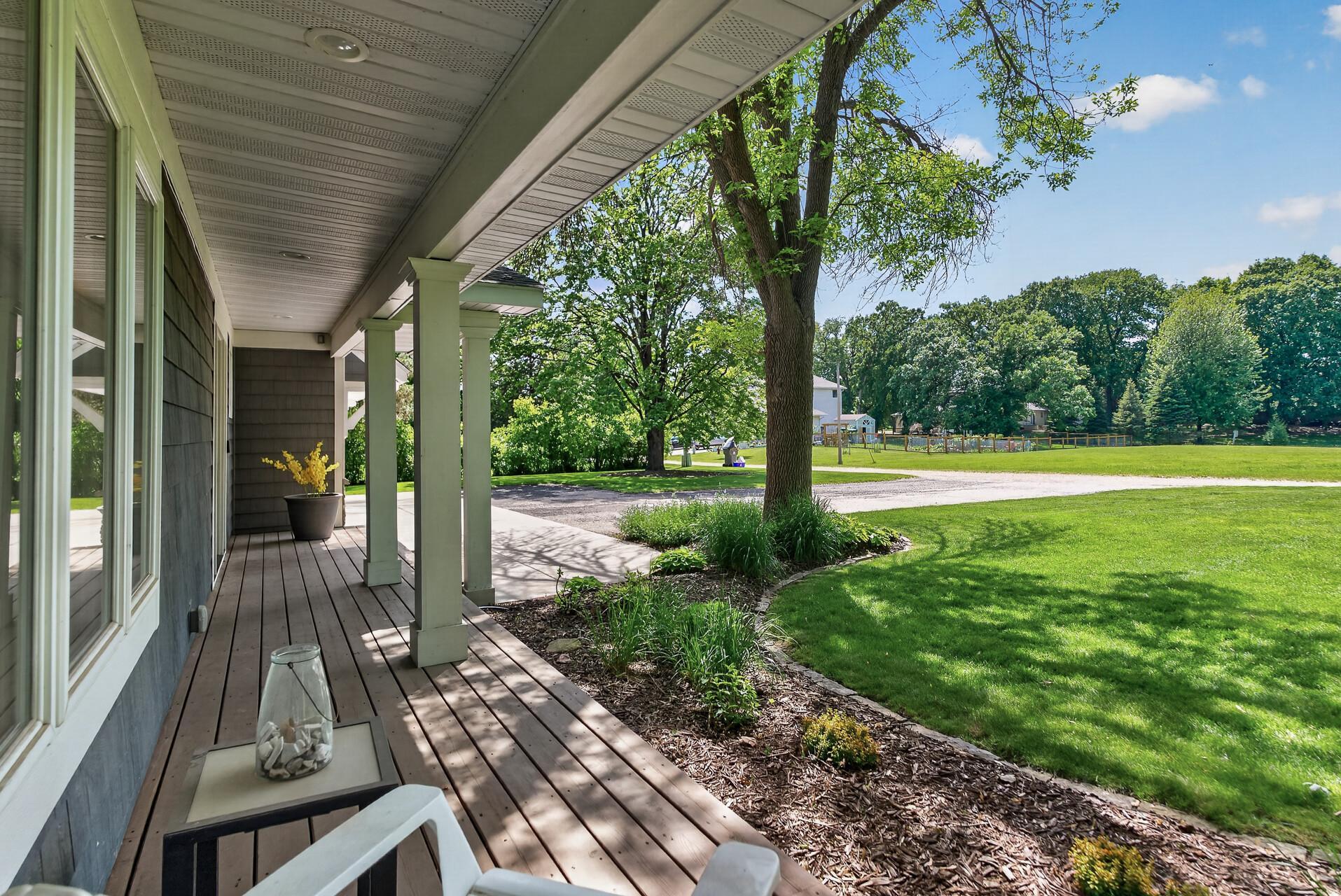 8955 Quinn Road Chanhassen, MN 55317 - Photo 2 of 39