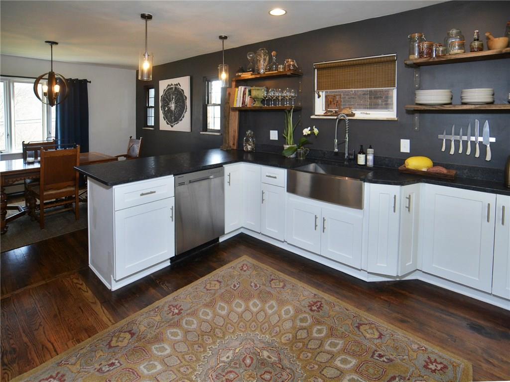 620 Cascade Road Forest Hills, PA 15221 - Photo 2 of 25 Gallery Image 2