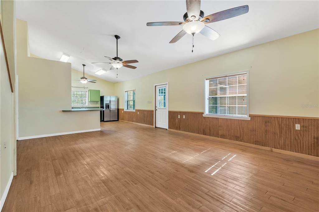 2804 Holloway Road Plant City, FL 33567 - Photo 7 of 46