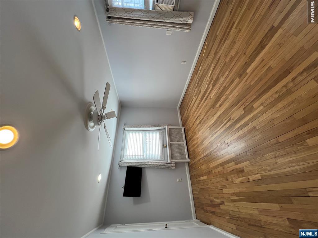 134 B Hastings Avenue Rutherford, NJ 07070 - Photo 7 of 12