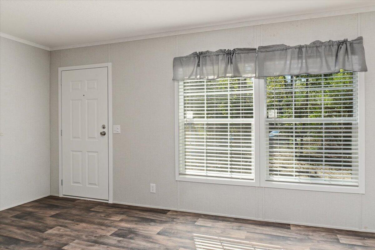 227 Wesley Chapel Road Lexington, GA 30648 - Photo 3 of 14 03-Traditional - (1)