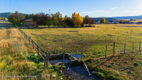 $180,000 | 3-4 County Road 122, Bedford, WY 83112