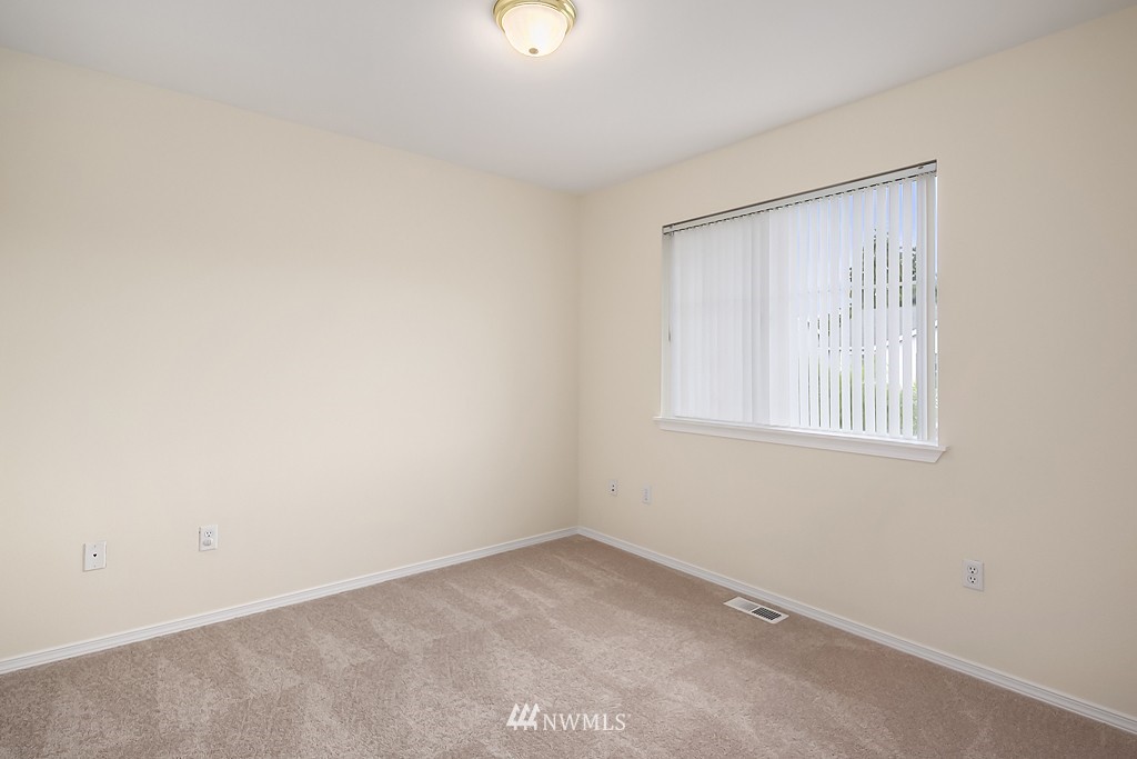 17728 110th Place Southeast Renton, WA 98055 - Photo 11 of 18