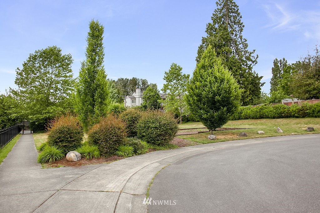 17728 110th Place Southeast Renton, WA 98055 - Photo 17 of 18