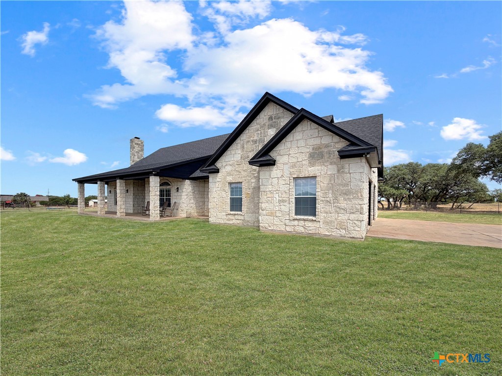 1008 Bosque Ridge Road Crawford, TX 76638 - Photo 3 of 36
