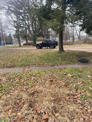 $12,900 | 614 Pavone Street, Benton Harbor, MI 49022