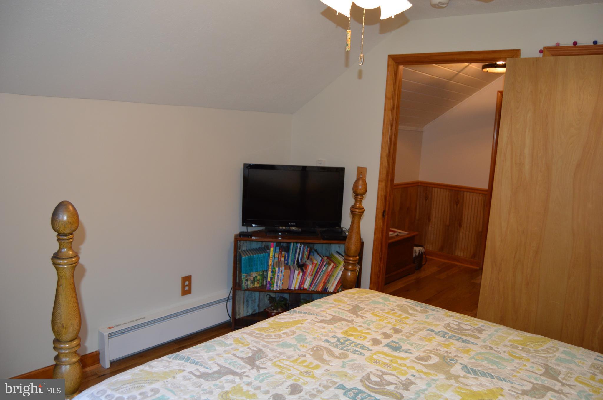 524 Bray School Road Oakland, MD 21550 - Photo 44 of 87 Bedroom 3 - 3rd View