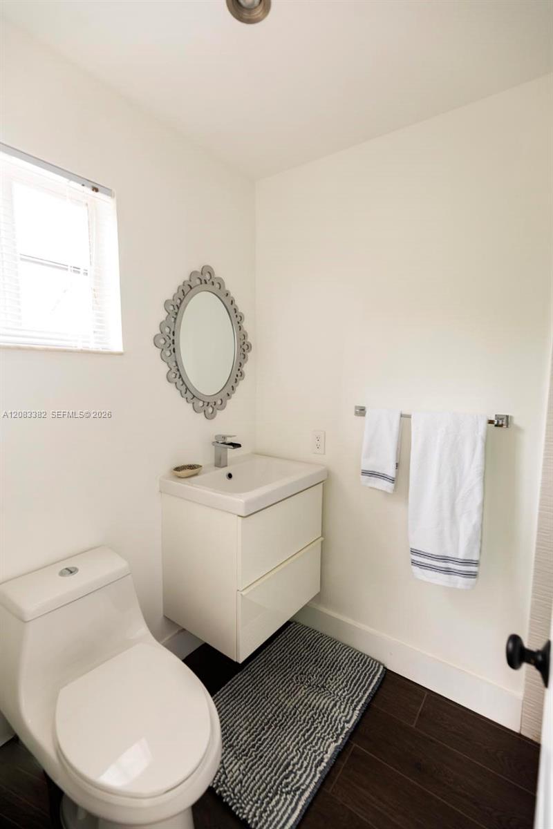 3652 Falcon Ridge Circle Weston, FL 33331 - Photo 31 of 44 Gallery Image 31