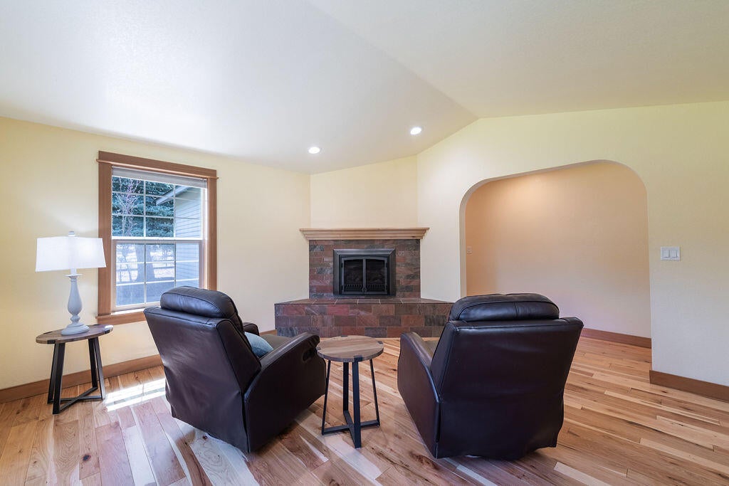 61275 Victory Loop Bend, OR 97702 - Photo 16 of 59 A9100132-HDR