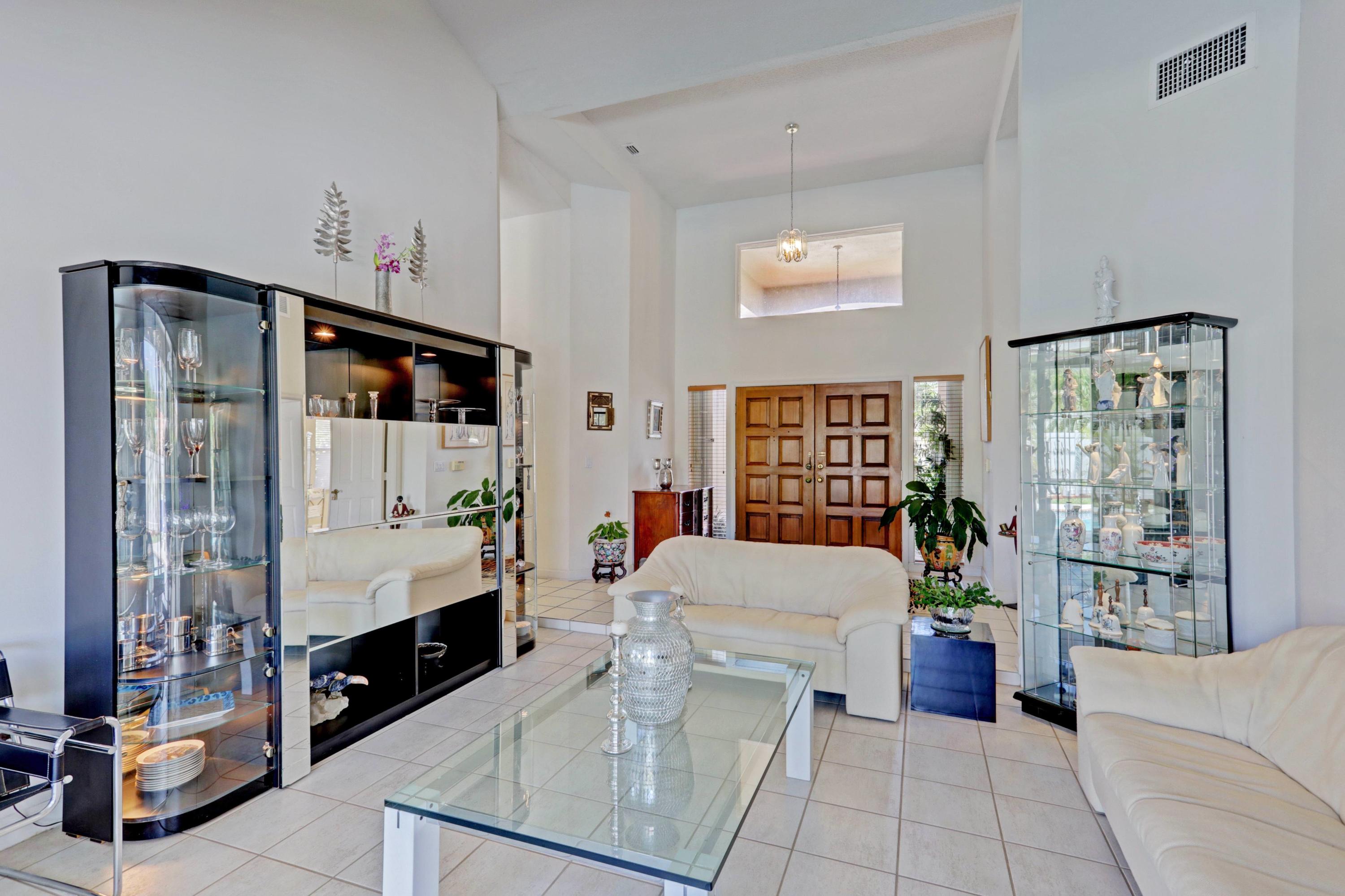 1260 Gulfstream Way Singer Island, FL 33404 - Photo 37 of 64 LIVING ROOM