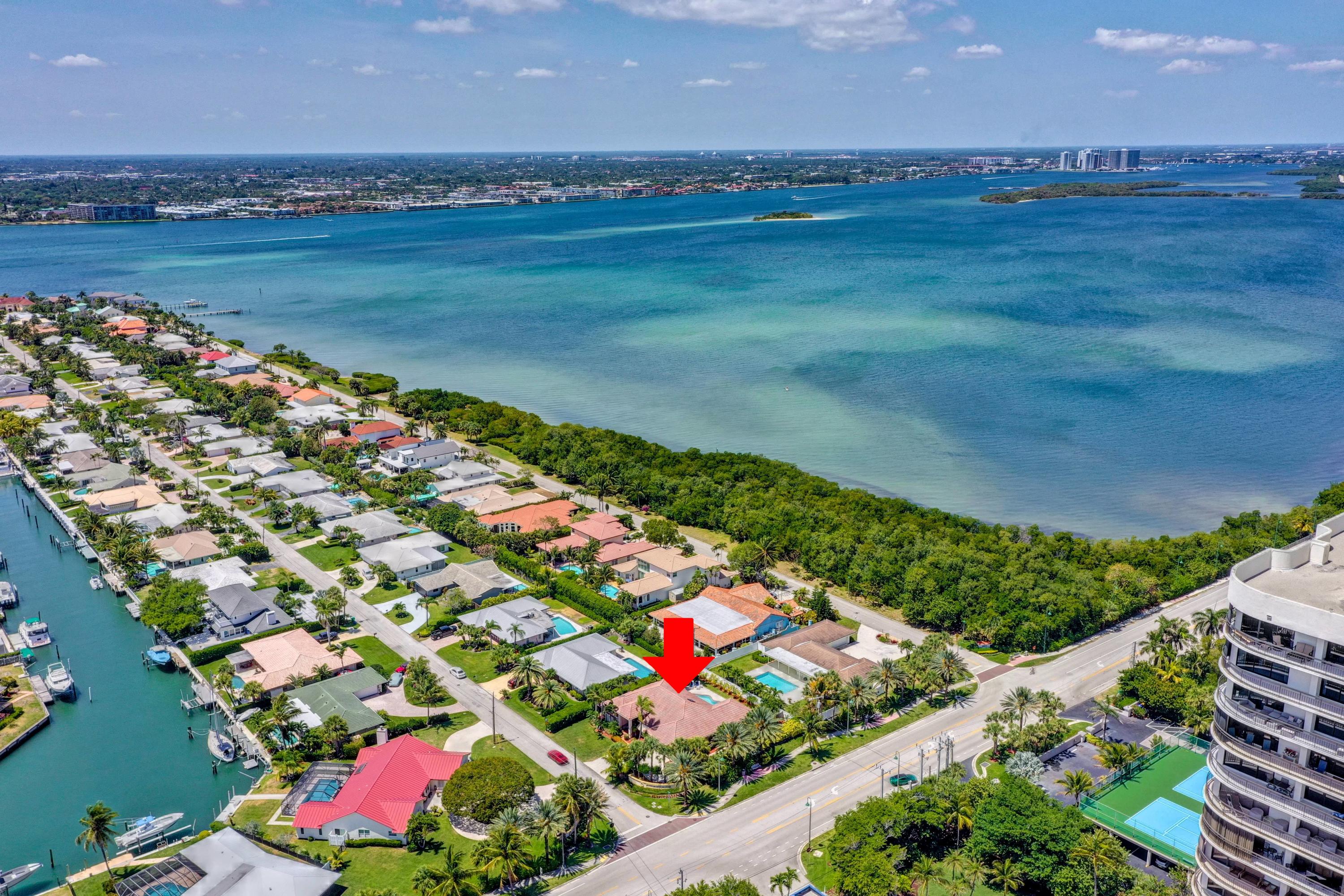 1260 Gulfstream Way Singer Island, FL 33404 - Photo 4 of 64 ARIEAL