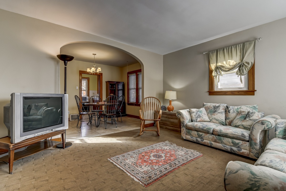 240 North Illinois Street Springfield, IL 62702 - Photo 3 of 29 Gallery Image 3