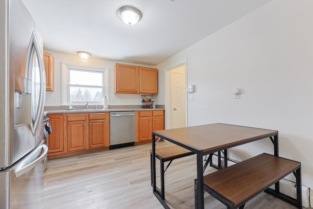 338 Mendon Road Attleboro, MA 02703 - Photo 16 of 39 Gallery Image 16