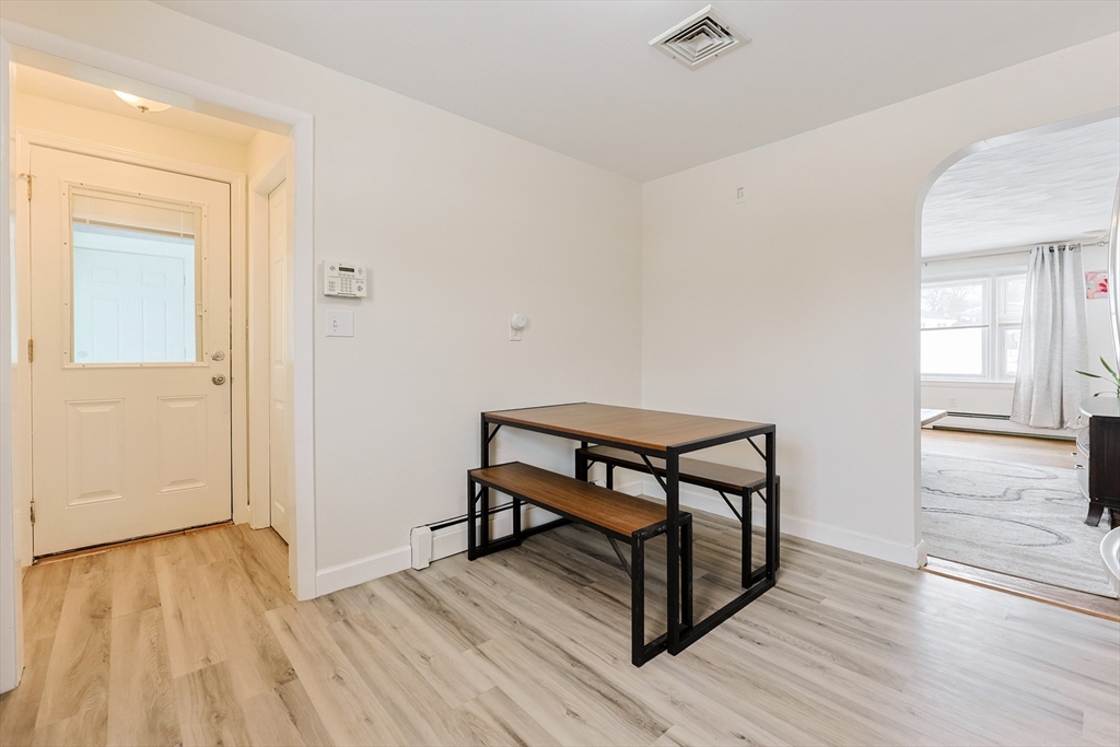 338 Mendon Road Attleboro, MA 02703 - Photo 17 of 39 Gallery Image 17