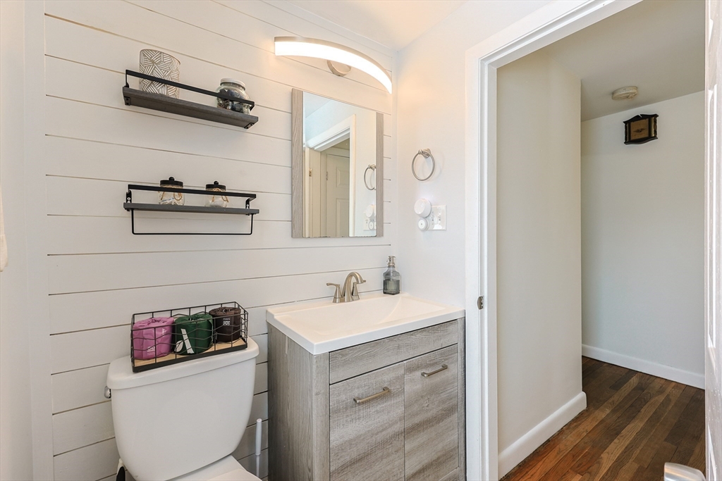 338 Mendon Road Attleboro, MA 02703 - Photo 29 of 39 Gallery Image 29