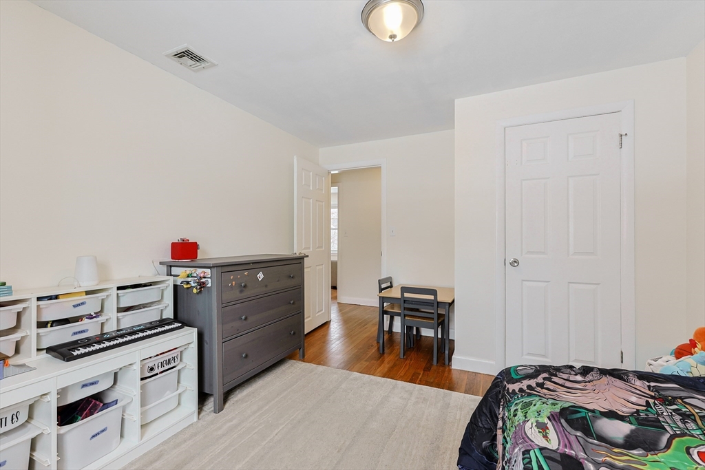 338 Mendon Road Attleboro, MA 02703 - Photo 37 of 39 Gallery Image 37