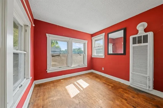 $175,000 | 720 West 77th Street, Kansas City, MO 64114