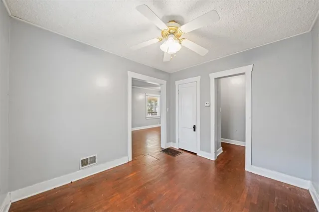 $175,000 | 720 West 77th Street, Kansas City, MO 64114