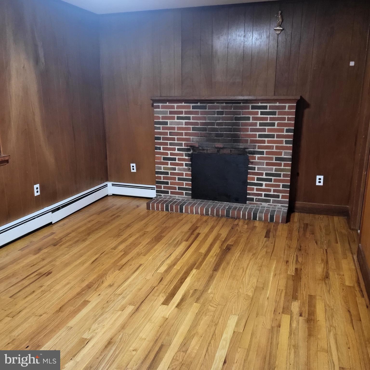 38 Pressey Street Hammonton, NJ 08037 - Photo 11 of 11 fireplace 3rd bedroom/den