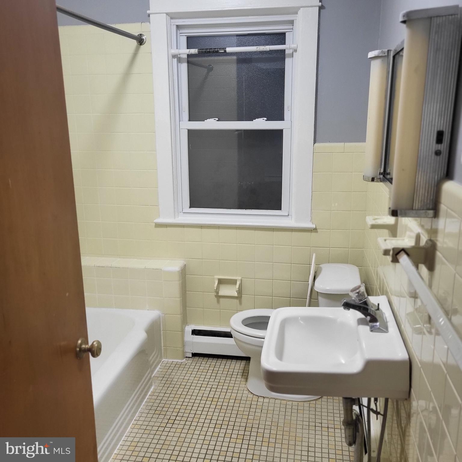 38 Pressey Street Hammonton, NJ 08037 - Photo 8 of 11 Hall bath with tub