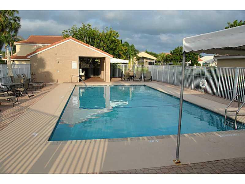 23458 Torre Circle Boca Raton, FL 33433 - Photo 9 of 18 Pool