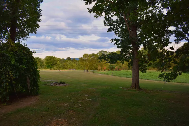 $675,000 | 9415 Old State Highway 28, Pikeville, TN 37367