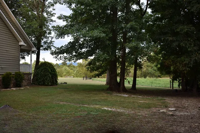 $675,000 | 9415 Old State Highway 28, Pikeville, TN 37367