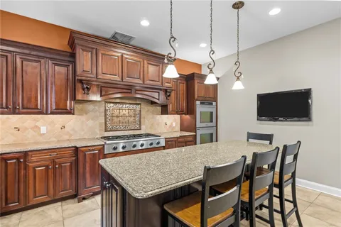 $1,050,000 | 266 Howard Avenue, Scituate, RI 02831