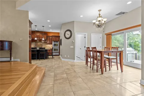 $1,050,000 | 266 Howard Avenue, Scituate, RI 02831