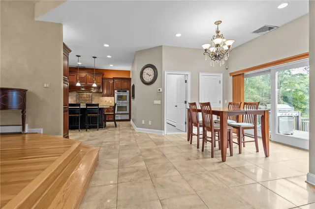 $1,050,000 | 266 Howard Avenue, Scituate, RI 02831