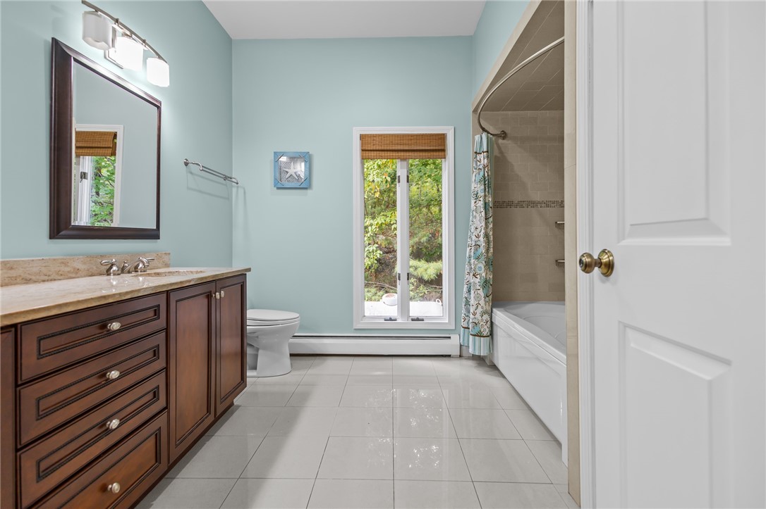 266 Howard Avenue Scituate, RI 02831 - Photo 36 of 46