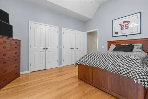 $1,050,000 | 266 Howard Avenue, Scituate, RI 02831