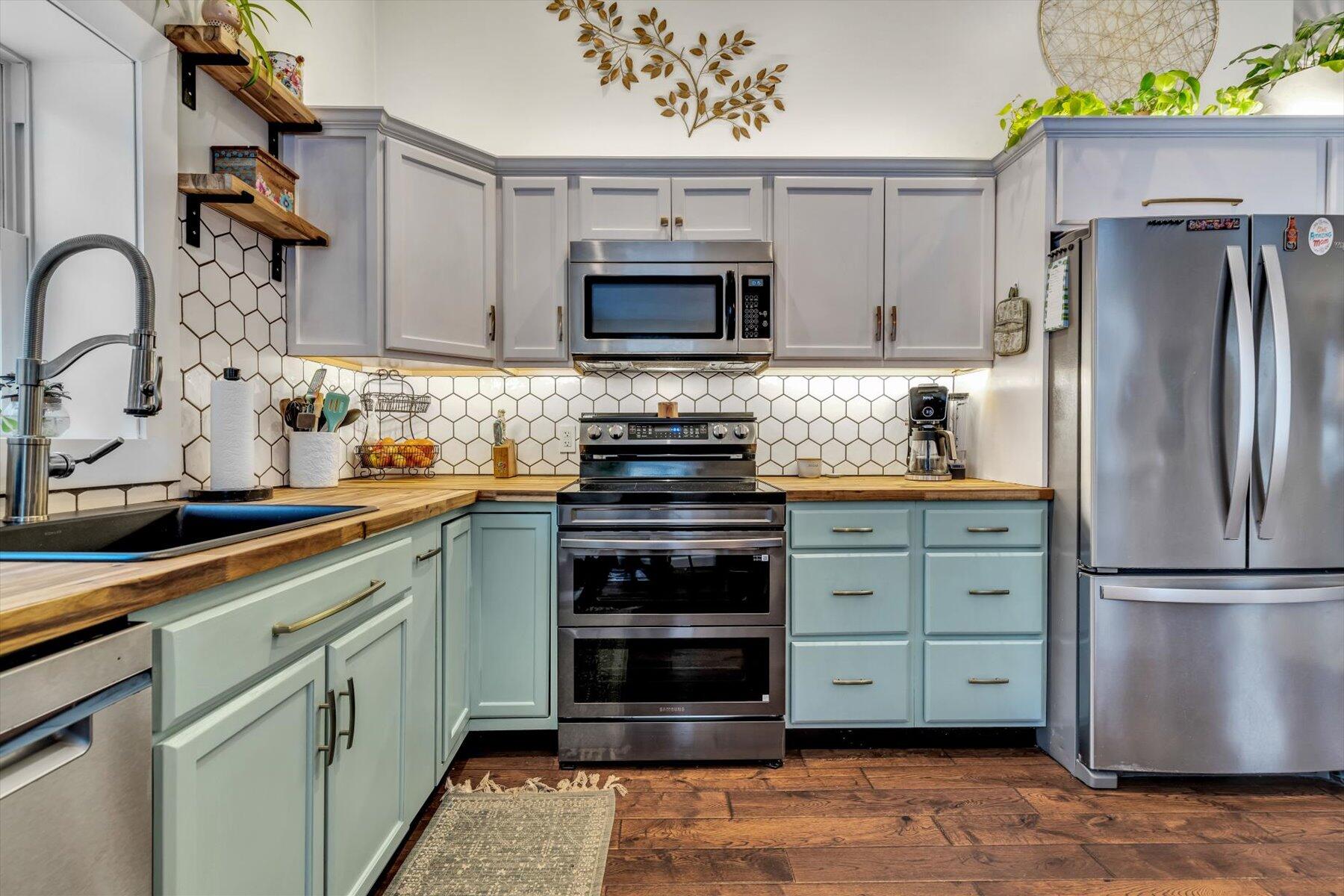 7 Summer Street Wareham, MA 02571 - Photo 3 of 41 16-IMGP2747