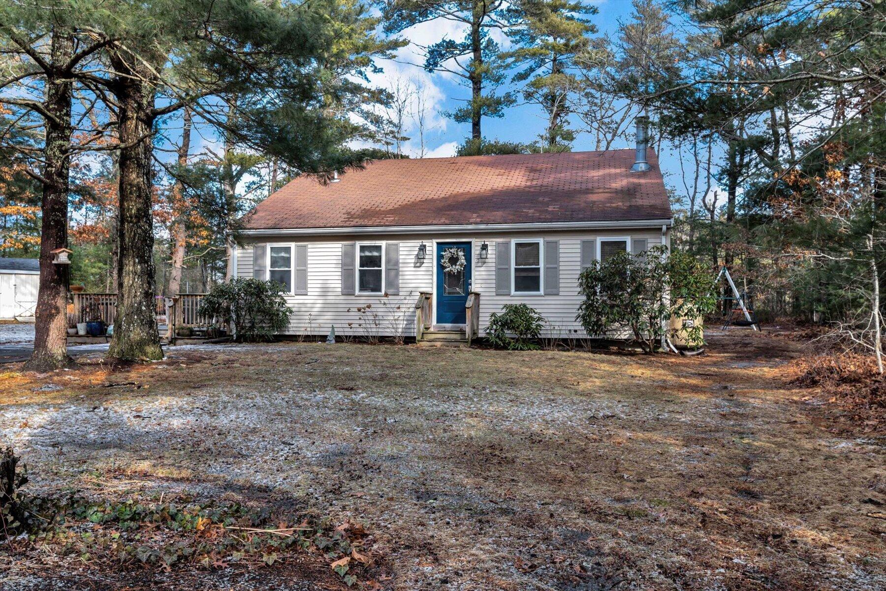 7 Summer Street Wareham, MA 02571 - Photo 33 of 41 a front view of a house with a garden