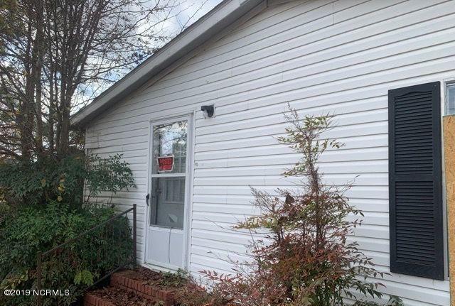 4871 Bonnetsville Road Clinton, NC 28328 - Photo 8 of 15 293421030_unflagged_122