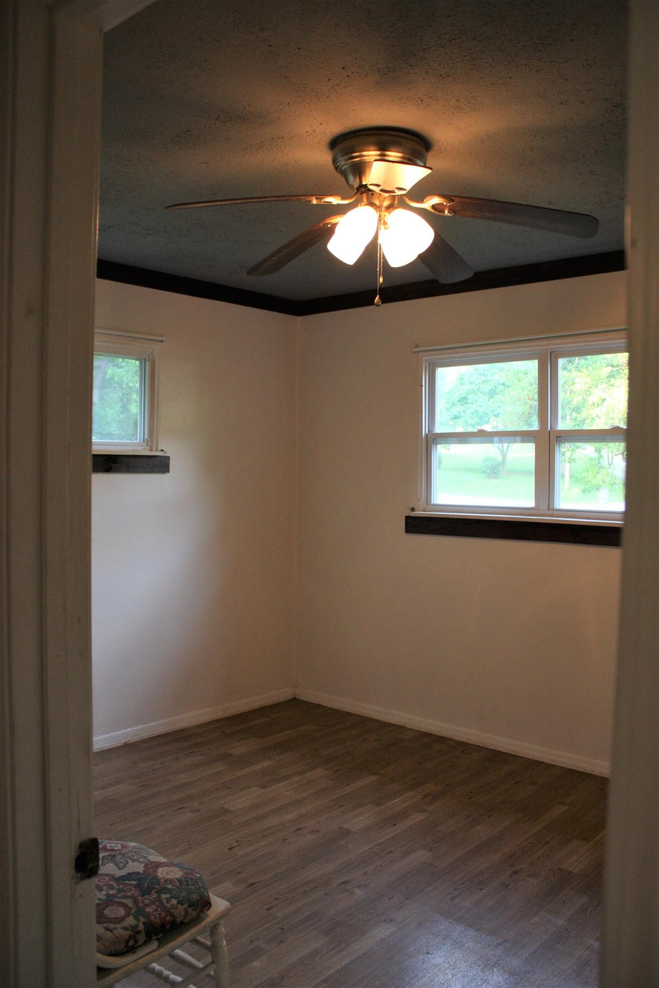 2437 Wayland Road Knoxville, TN 37914 - Photo 12 of 17 Gallery Image 12